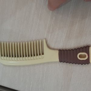 Cute little hair comb for little girls